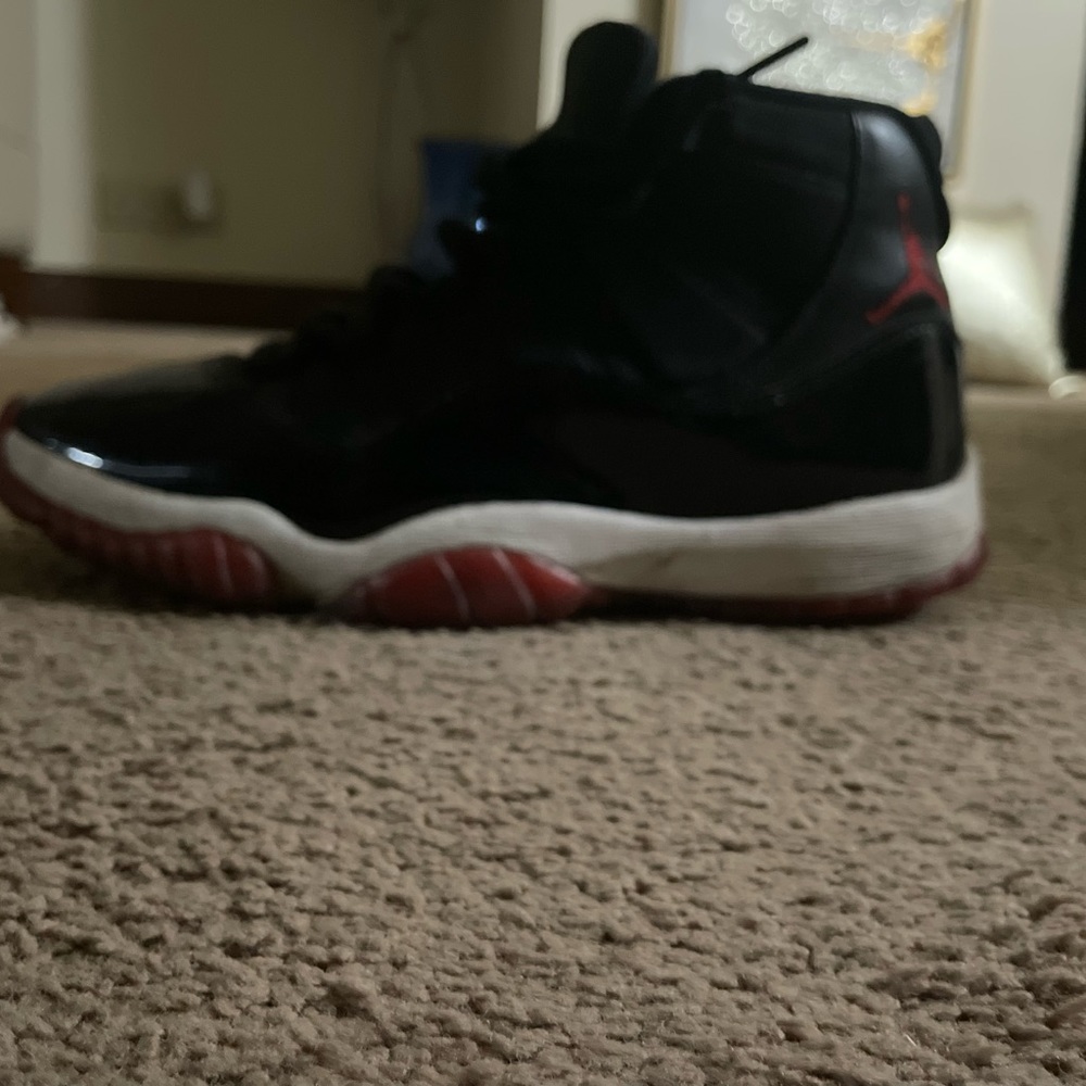Nike Jordan’s men size 9.5 used authentic